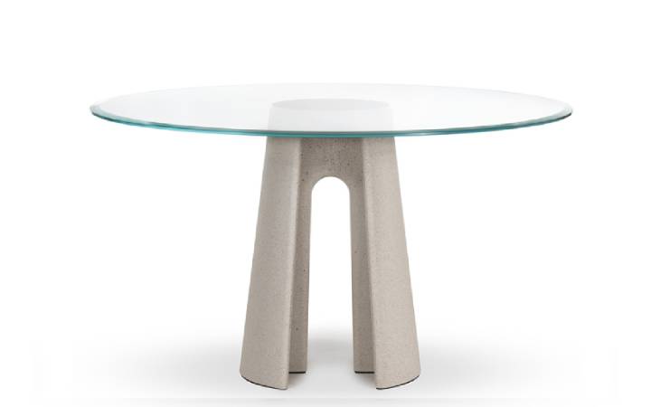 Ancora Round Table by Magis Tables